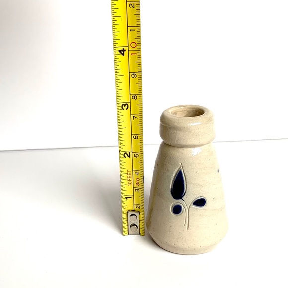 Glazed pottery bud vase.    B2 - Picture 5 of 6